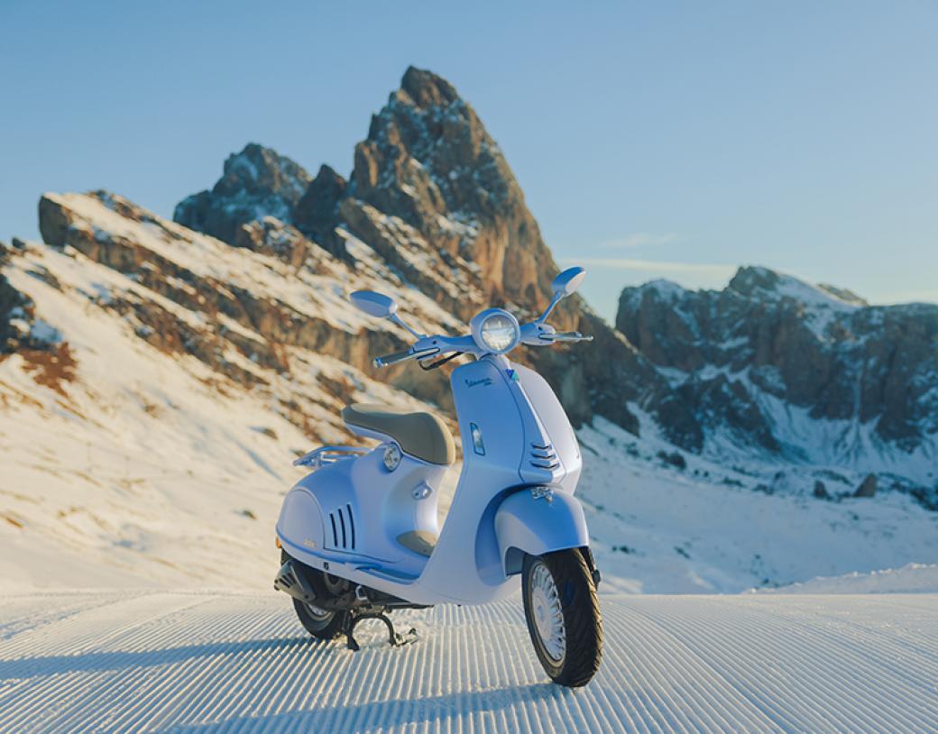 NOUVELLE VESPA 946 SNAKE