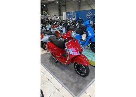 VESPA GTS 300 SUPER
