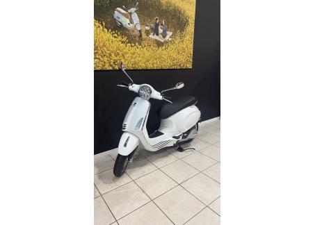 VESPA PRIMAVERA 125