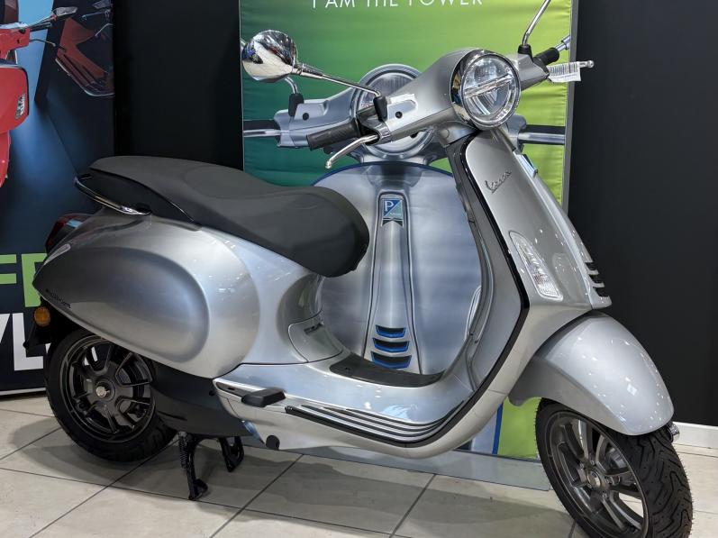 VESPA Primavera Elettrica Special 45